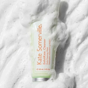 Kate Somerville ExfoliKate Cleanser - żel oczyszczający z kwasami AHA, najlepszy na zaskórniki