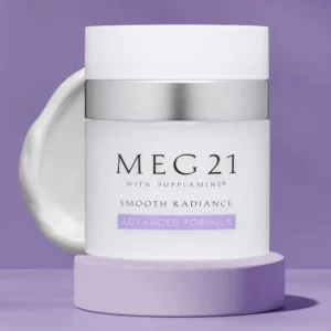 meg 21 smooth radiance advanced formula krem do szyi i dekoltu opakowanie na fioletowym tle luksusowy krem ujędrniający