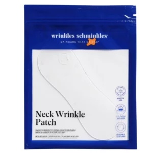 Opakowanie Wrinkles Schminkles Neck Wrinkle Patch w niebiesko-białej saszetce z widocznym silikonowym płatkiem na szyję oraz informacją o ponownym użyciu i produkcji w USA.