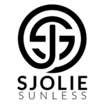 Logo marki SJOLIE SUNLESS – nowoczesny, czarny znak graficzny w formie stylizowanych liter „SJ” wpisanych w koło, z nazwą marki pod spodem.