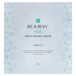 Opakowanie maski w płachcie Rejuran Healer Perfect Healing V Tighter, 20 g. Na białym tle z geometrycznym, zielonym wzorem widnieje logo marki Rejuran, nazwa produktu oraz informacja o zawartości c-PDRN 0,2%.