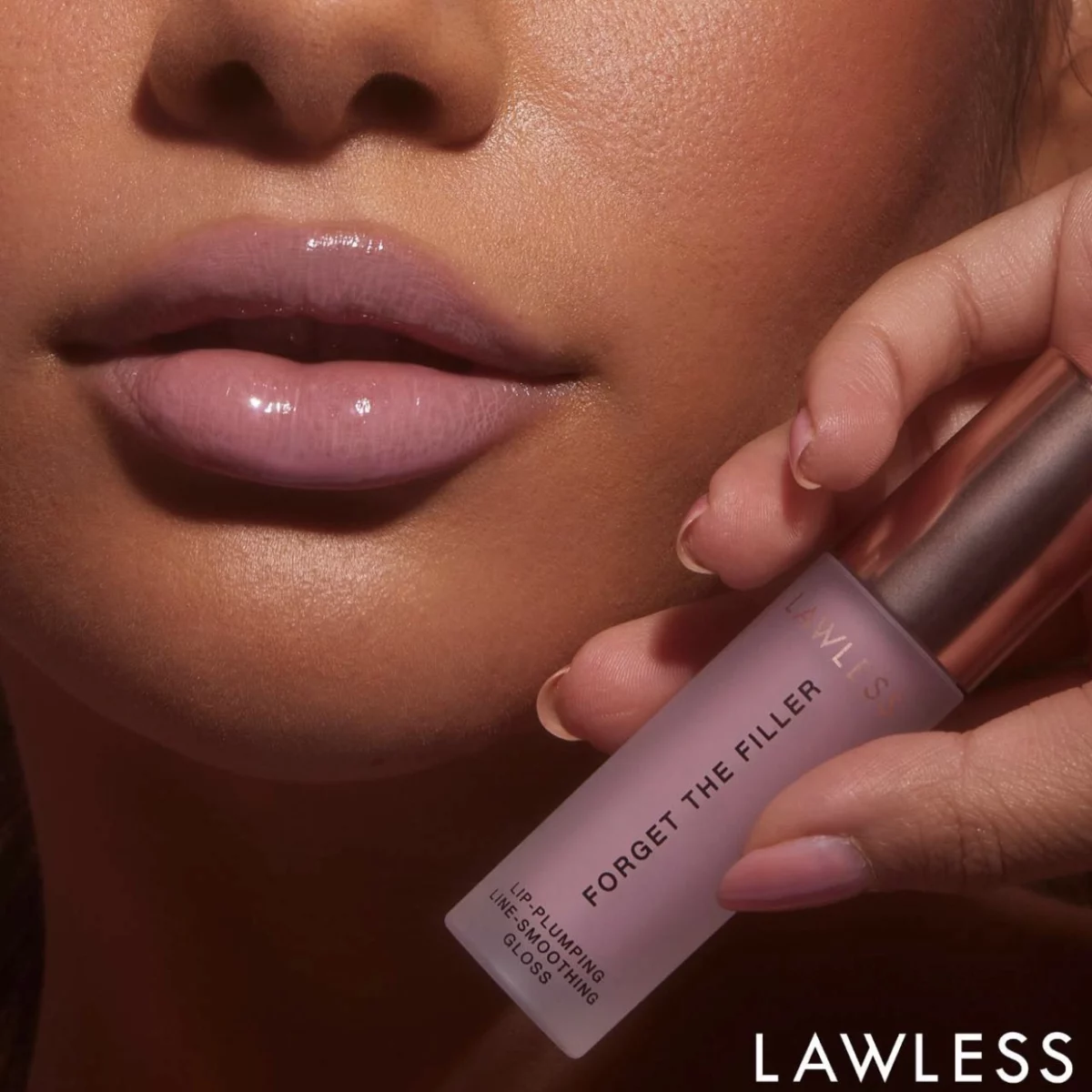 Screenshot Lawless Forget The Filler Lip Gloss - powiększający błyszczyk do ust