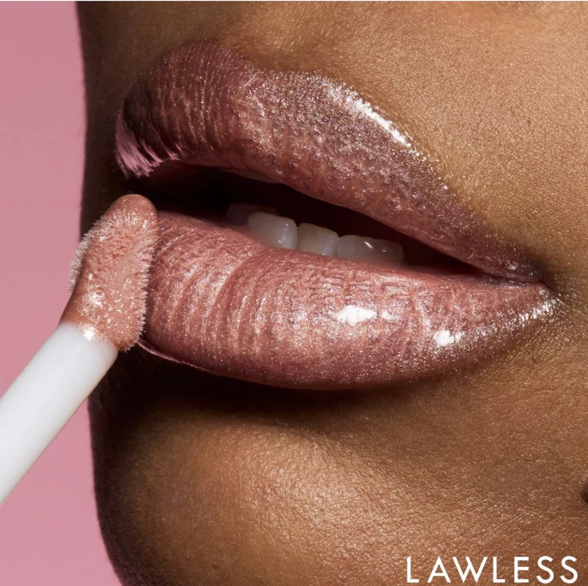 Screenshot Lawless Forget The Filler Lip Gloss - powiększający błyszczyk do ust