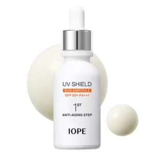 IOPE UV Shield Sun Ampoule SPF 50+ PA+++ – zbliżenie na opakowanie ampułki z filtrem przeciwsłonecznym do twarzy.