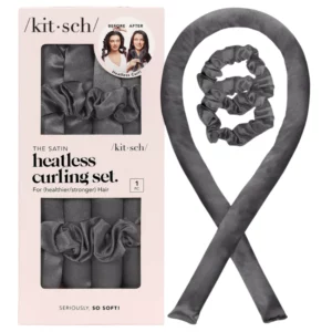 Zestaw Kitsch Charcoal Satin Heatless Curling Set w opakowaniu wraz z satynowym wałkiem i gumkami do włosów, przeznaczony do stylizacji bez temperatury.