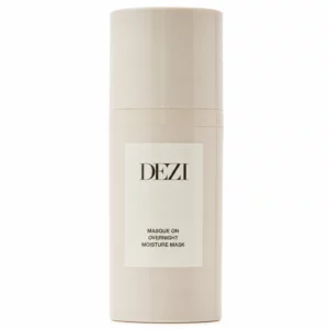 Beżowe opakowanie maski na noc DEZI Masque On Overnight Moisture Mask, ustawione pionowo na białym tle.