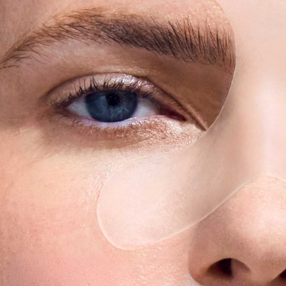 Wrinkles Schminkles Brow, Frown & Bunny Lines Wrinkle Patches Wrinkles Schminkles - transparentny silikonowy płatek nałożony na okolice nosa, przeznaczony do wygładzania widoczności bunny lines i linii mimicznych.