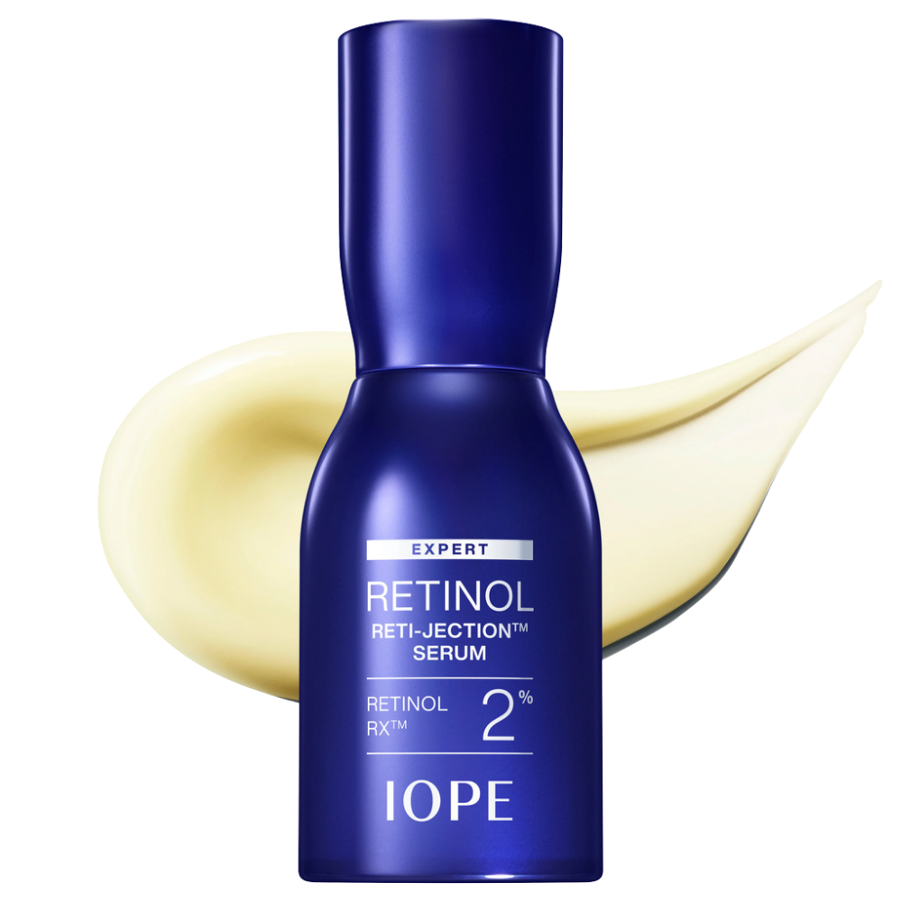 IOPE Expert Retinol Reti-Jection Serum 2% IOPE Expert Retinol Reti-Jection Serum 2% - skoncentrowane serum z kompleksem retinoidowym w granatowym opakowaniu, przedstawione na tle kremowej konsystencji produktu.