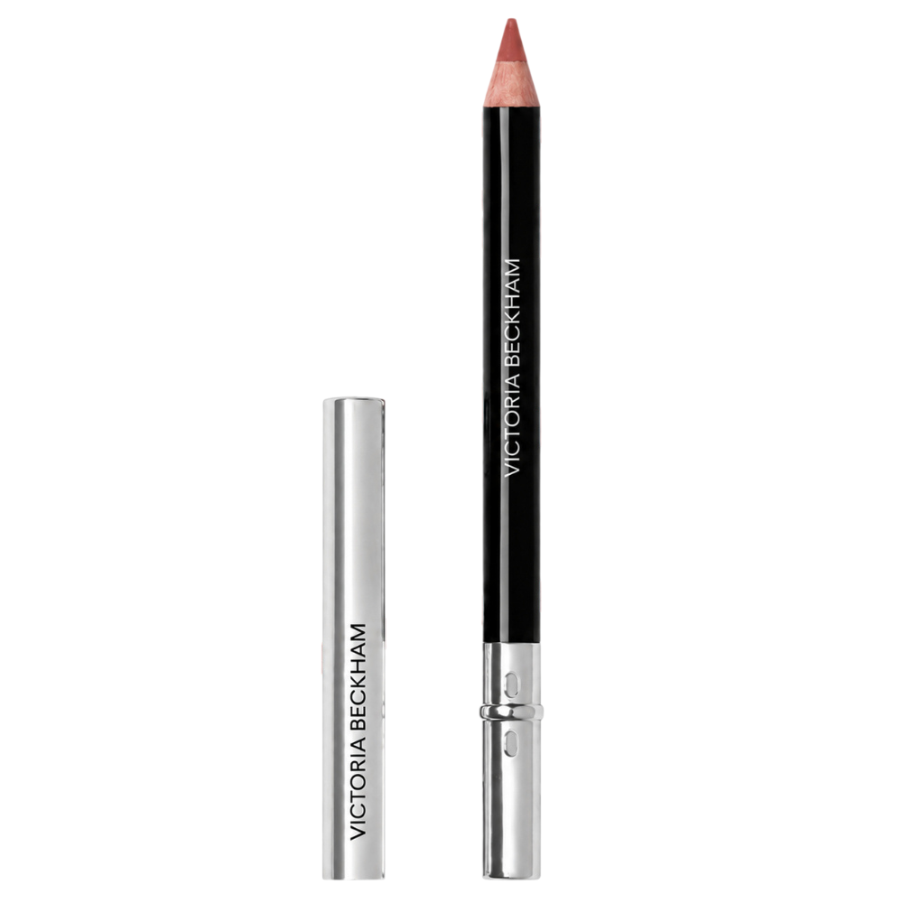 Victoria Beckham Beauty Lip Definer Czarna konturówka do ust Victoria Beckham Beauty Lip Definer z różanobrązową końcówką, srebrnym wykończeniem i osobno ustawioną zatyczką na białym tle.