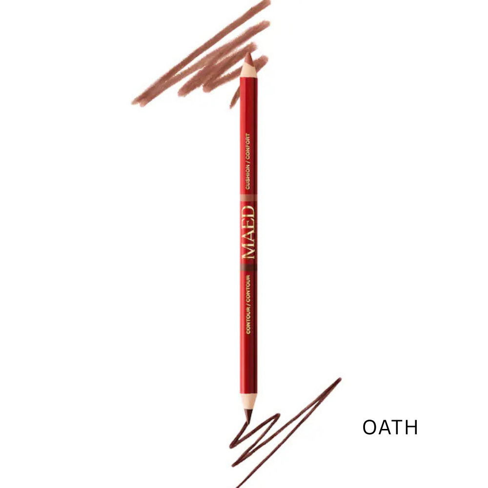 Maed Duet Satin + Matte Long Wear Lip Liner (4) MAED Duet Satin + Matte Long Wear Lip Liner Oath - dwustronna konturówka do ust w głębokim, neutralnym odcieniu brązu nude. Czerwone opakowanie ze złotym logo MAED, dwie końcówki do konturowania ust oraz próbki koloru prezentujące pigmentację i wykończenie produktu na białym tle.