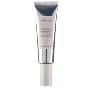 Naturium Multi-Peptide Moisturizer 50 ml - peptydowy krem do twarzy w srebrnej tubce z jasną pompką na białym tle.