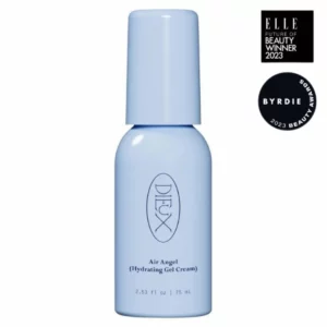 Na zdjęciu znajduje się Dieux Skin Air Angel (Hydrating Gel Cream) – lekki żelowo-kremowy nawilżacz do twarzy, zamknięty w eleganckim jasnoniebieskim opakowaniu o pojemności 75 ml. Produkt zdobył dwie prestiżowe nagrody w 2023 roku: