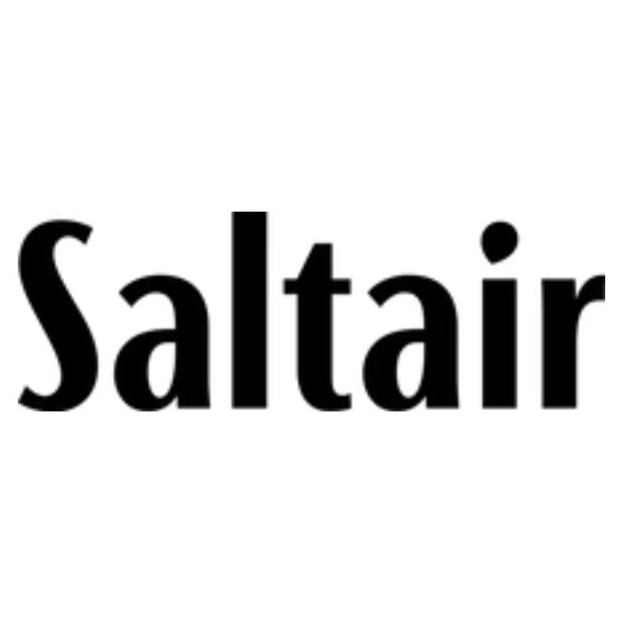 Na obrazku znajduje się logo z napisem "Saltair" wykonane czarnymi literami o zaokrąglonych kształtach na białym tle
