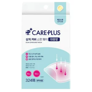 Większe opakowanie plastrów Care Plus Scar Cover Spot Patch zawierające 324 sztuki. Opakowanie wygląda podobnie do poprzedniego, ale ma dodatkowe oznaczenie wskazujące na większą ilość plastrów.