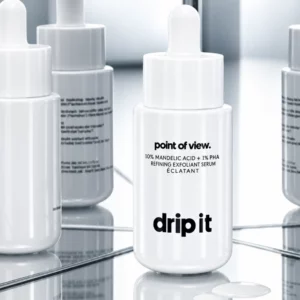 Point-of -View.-Drip-It biale opakowanie serum na białym tle.