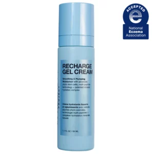 INNBeauty Project Recharge Gel Cream – lekki krem-żel nawilżający w niebieskim opakowaniu, wygładza i ujędrnia skórę, odpowiedni dla skóry wrażliwej, zaakceptowany przez National Eczema Association