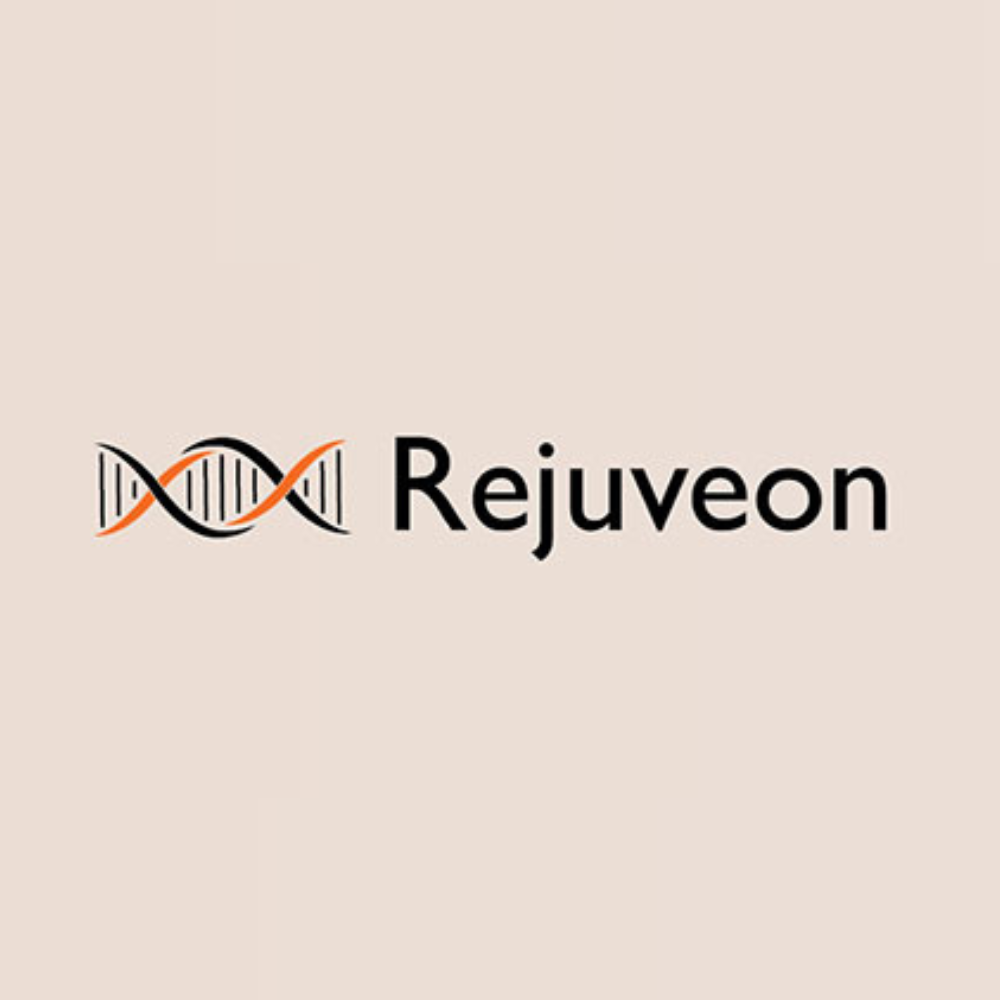 Logo marki Rejuveon z graficznym motywem podwójnej helisy DNA w kolorach czarnym i pomarańczowym, na beżowym tle.