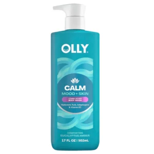 Sale 2 Turkusowa butelka OLLY Calm Mood + Skin Body Wash o pojemności 502 ml, z białą pompką, ozdobiona motywem fal, sfotografowana na czystym białym tle.
