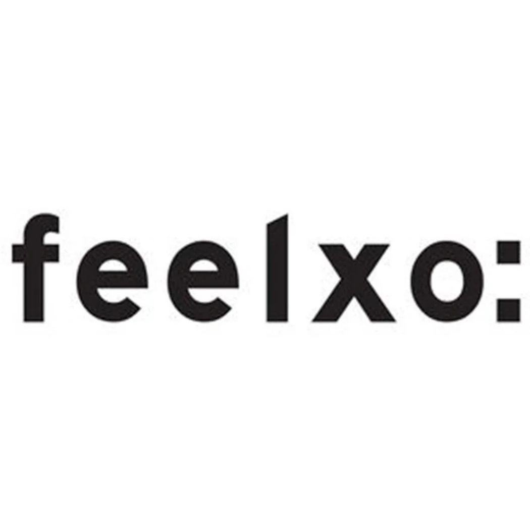 Logo Feelxo – czarny, minimalistyczny logotyp marki na białym tle.