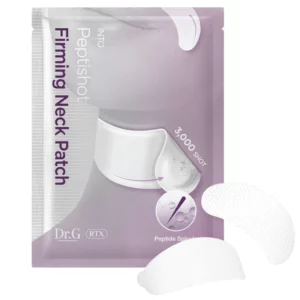 Zbliżenie na ergonomiczny kształt płatka Dr.G RTX Firming Neck Patch zaprojektowany dla idealnego dopasowania do linii szyi i skutecznego działania liftingującego.