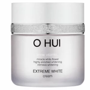 Słoiczek O HUI Extreme White Cream – zbliżenie na opakowanie kremu rozjaśniającego do twarzy.