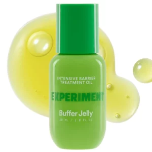 Zielona butelka olejku do twarzy Experiment Buffer Jelly 30 ml na jasnym tle, z kroplami żelowej formuły w tle