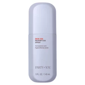 Party of You Skin Sin Redemption Spray 148 ml – minimalistyczne opakowanie mgiełki do twarzy na jasnym tle.