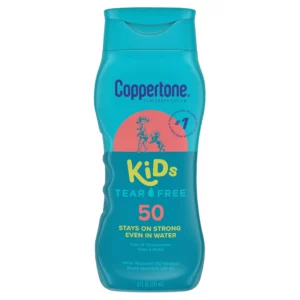 body 3 Balsam przeciwsłoneczny dla dzieci Coppertone Kids Tear Free SPF 50 w turkusowej butelce o pojemności 237 ml na białym tle.