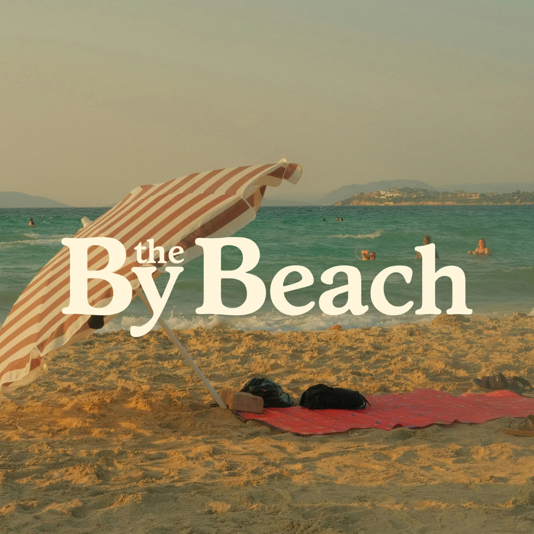 Logo marki By The Beach