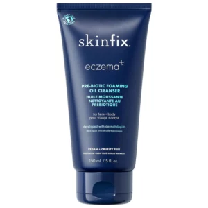 Skinfix Eczema+ Pre-Biotic Foaming Oil Cleanser 150 ml – minimalistyczne opakowanie prebiotycznego olejku myjącego do twarzy i ciała dla skóry bardzo suchej i wrażliwej.