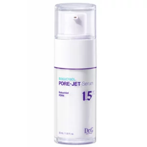 Biała butelka serum Dr.G Bakuchiol PDRN Pore-Jet Serum 1.5% z pompką i przezroczystą nakrętką, fioletowo-turkusowymi napisami oraz pojemnością 30 ml, na białym tle.