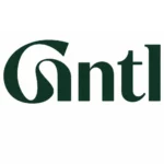 Logo marki Gntl w kolorze ciemnej zieleni na białym tle.