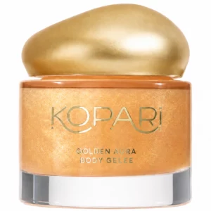body 13 Na zdjęciu znajduje się Kopari Golden Aura Body Gelée – złocisty żel do ciała z połyskującymi drobinkami w słoiczku z ozdobną złotą nakrętką na białym tle.