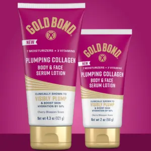 Start 50 Gold Bond Plumping Collagen Serum Lotion - kolagenowy balsam-serum ujędrniający i nawilżający do twarzy i ciała o zapachu kwiatu wiśni, dwie pojemności 121 g i 56 g na różowym tle.