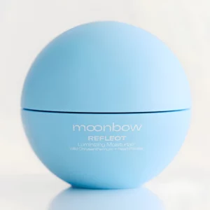 Start 88 Moonbow Reflect Luminizing Moisturizer - niebieski krem nawilżająco-rozświetlający do twarzy z dziką chryzantemą i pudrem perłowym, w charakterystycznym kulistym opakowaniu.