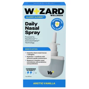 Start 45 Wizard Wellness Daily Probiotic Nasal Spray Arctic Vanilla 30 ml - niebiesko-białe opakowanie sprayu do nosa z technologią Nasalbiome™ i Activated Saline™, wspierającego nawilżenie oraz naturalną barierę ochronną błony śluzowej nosa.